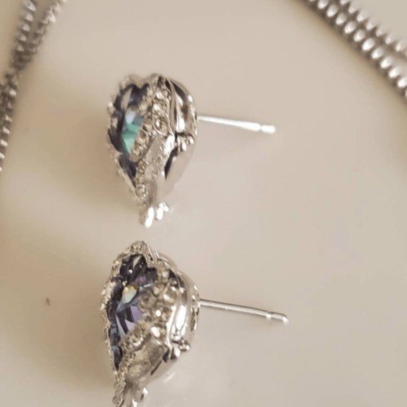 CDE Angel Wing Heart Jewelry Set Blue Crystal Necklace Stud Earrings Silver Tone