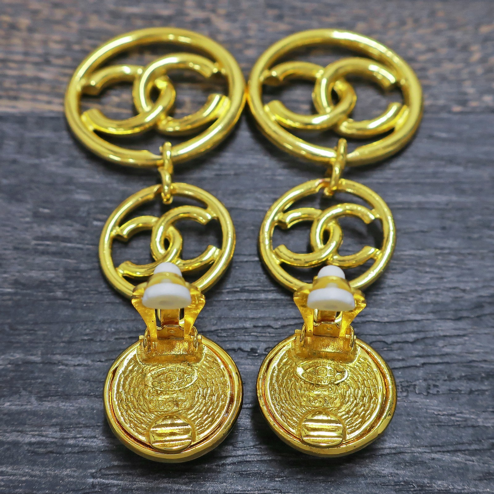 CHANEL Gold Plated CC Logos Round Swing Vintage Clip Earrings #1256c Rise-on