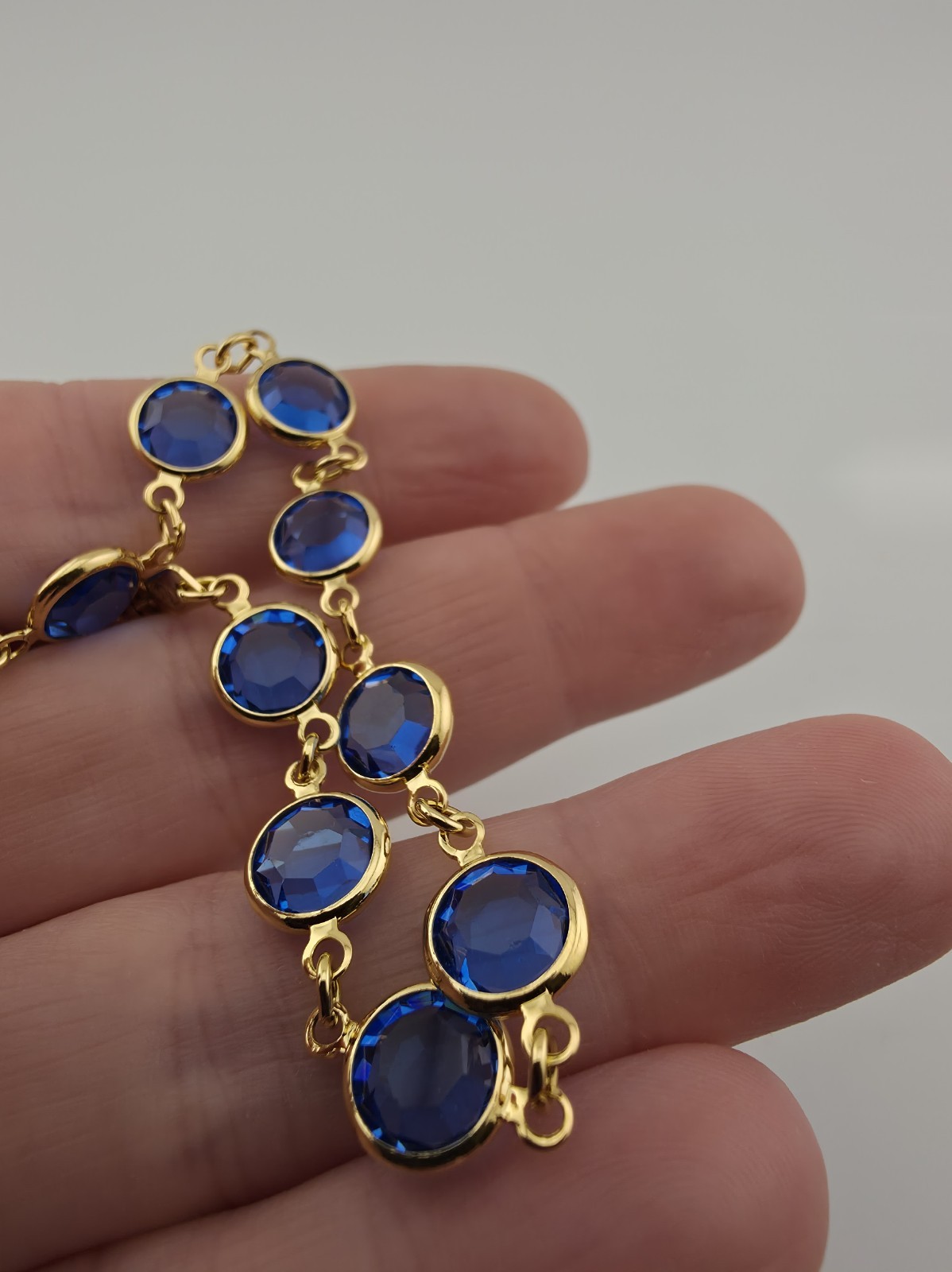 Vintage Swarovski Bezel Set Blue Stone Goldtone Bracelet Swan Mark 7.5″ Extender