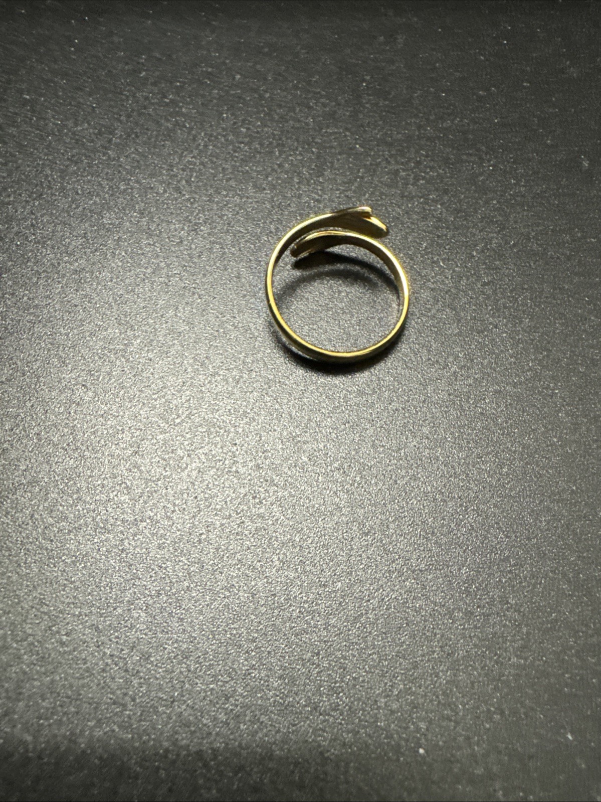 Plunder Design Trendy Fashion Jewelry Adjustable Gold Hug Hands Ring
