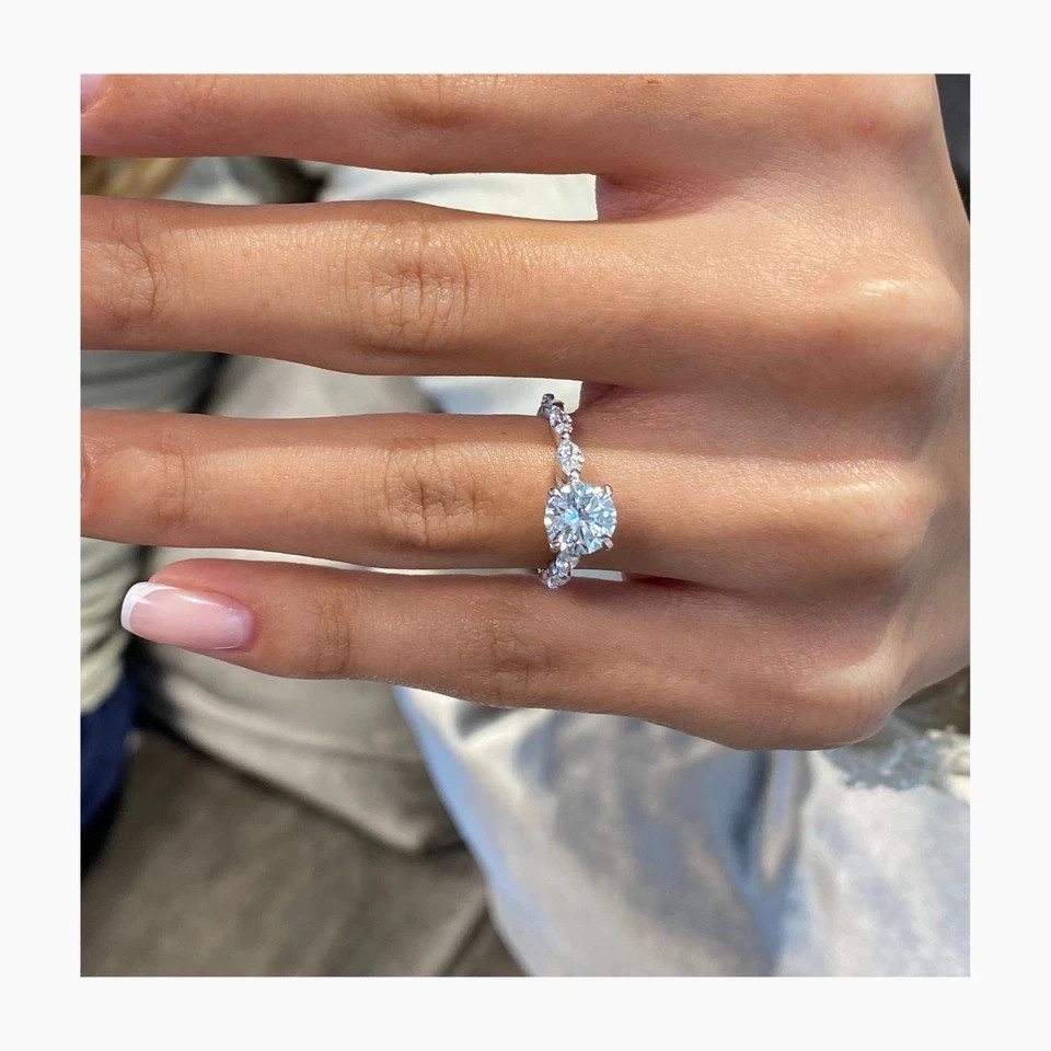 2 Ct Round Cut Simulated Diamond Stunning Wedding Ring 14k White Gold Plated