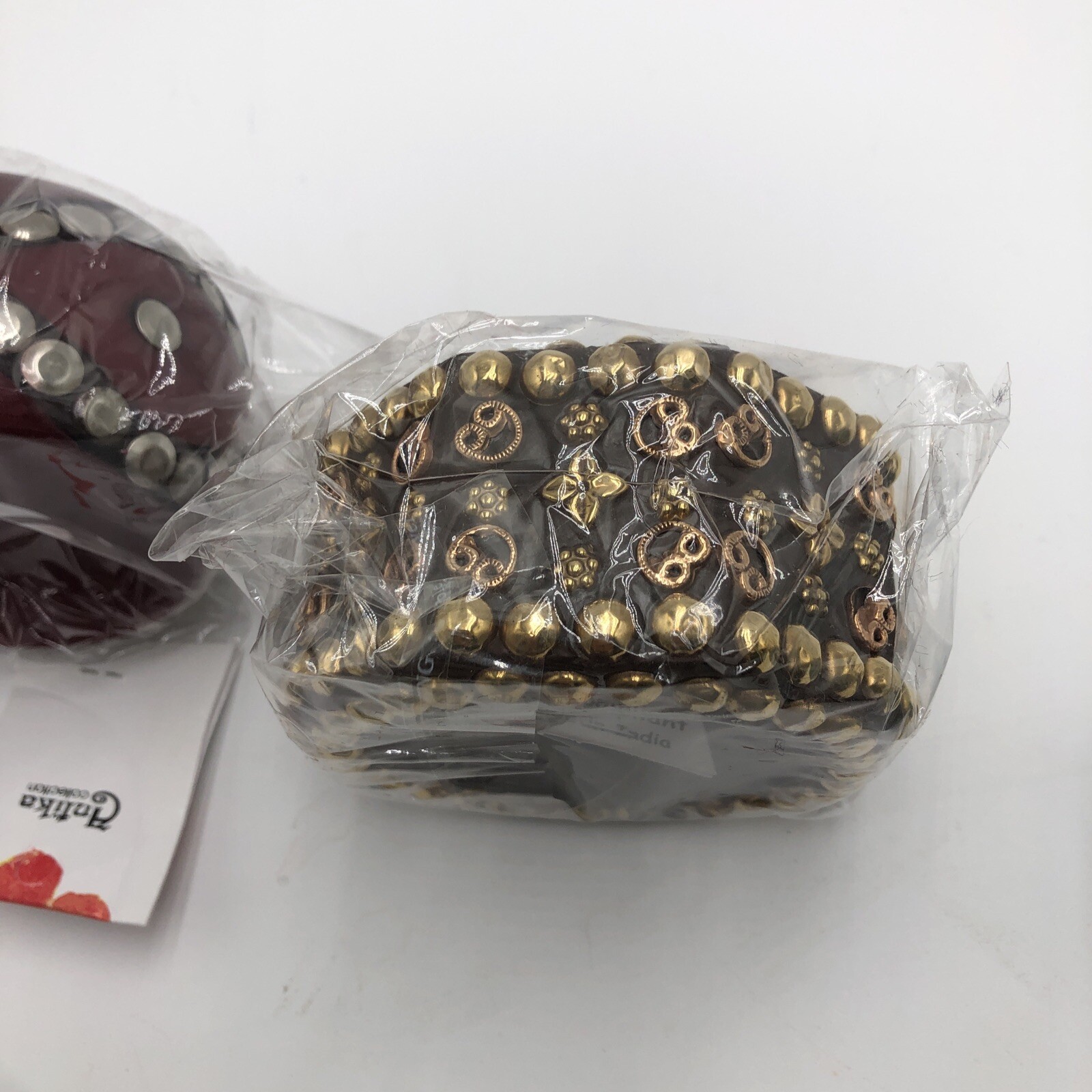 Bracelet Womens Made In India Set Of 4 Red Blue Pink Brown Bangles New NWT