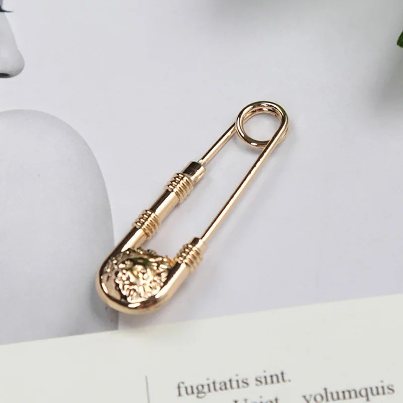 Vintage Large Safety Pin Brooch Double Lion Head Waist Closing Decor Suit Jewelr