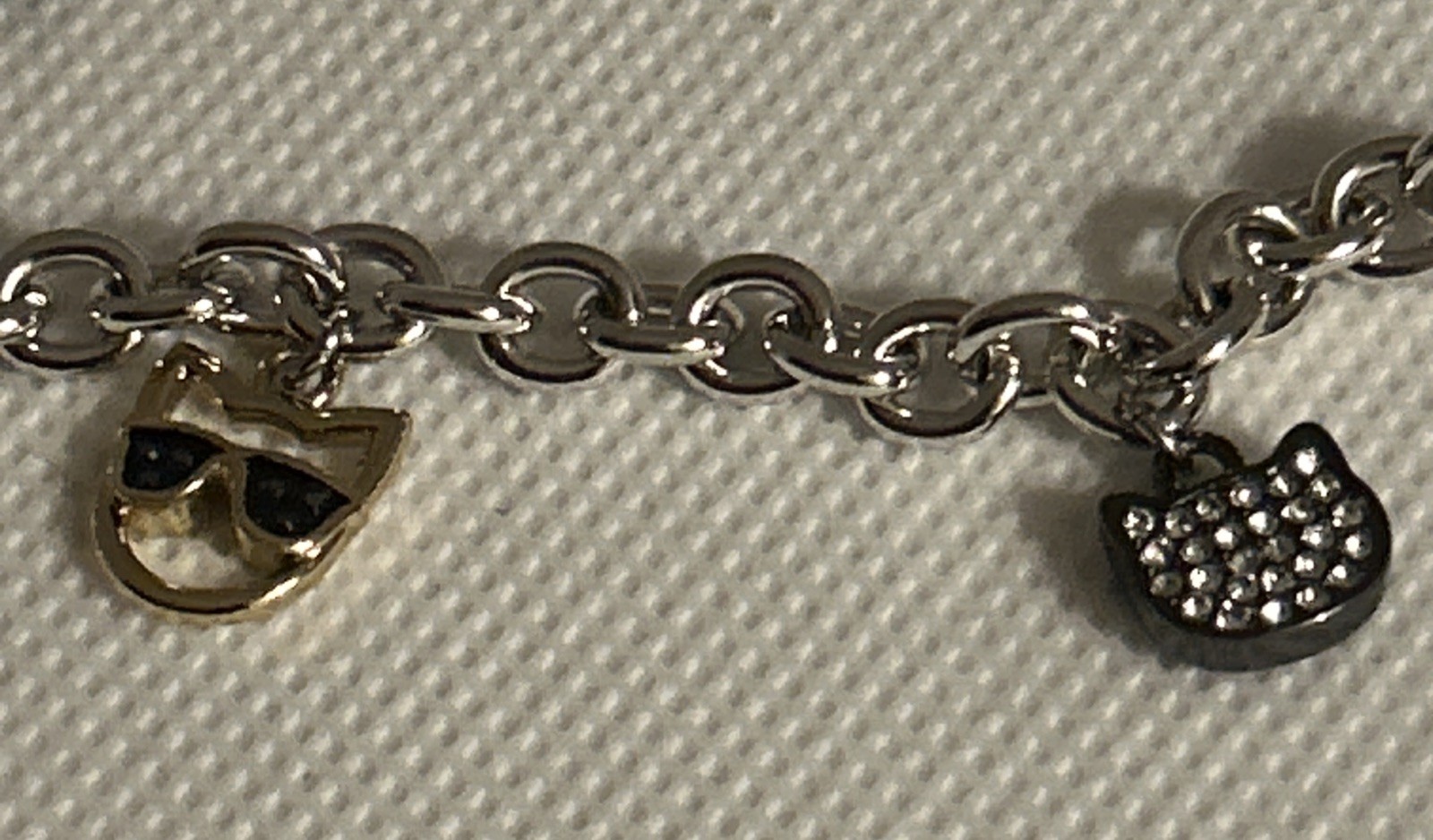 NWT Karl Lagerfeld Silver-Tone Bracelet With Choupette Cat /Charms 8”