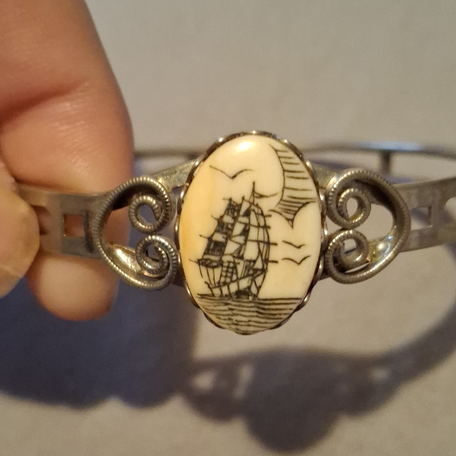 Silver Tone Hinged Bangle Cuff Bracelet Oval Nautical Ship Cameo Ivory