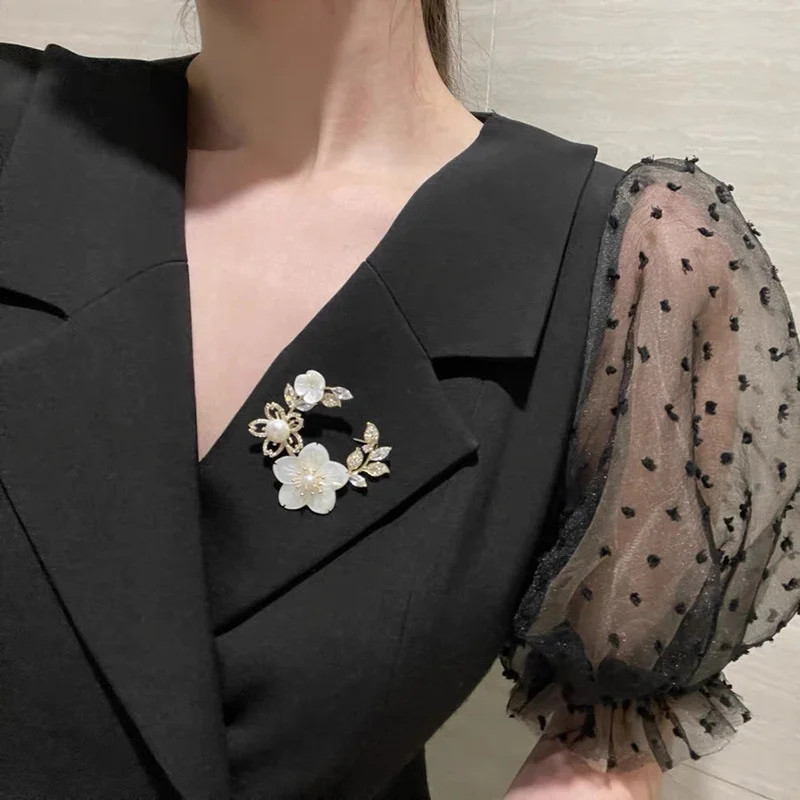 Flower Crystal Brooches For Women Rhinestone Fashion Elegant Brooch Pin Gift USA