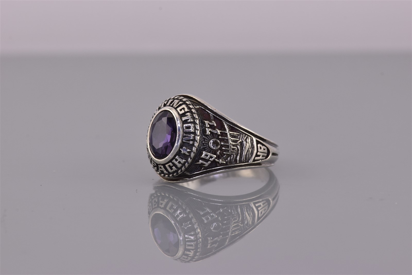 Jostens Sterling Silver Purple Sapphire Huntington Beach Band Ring 925 Sz: 6