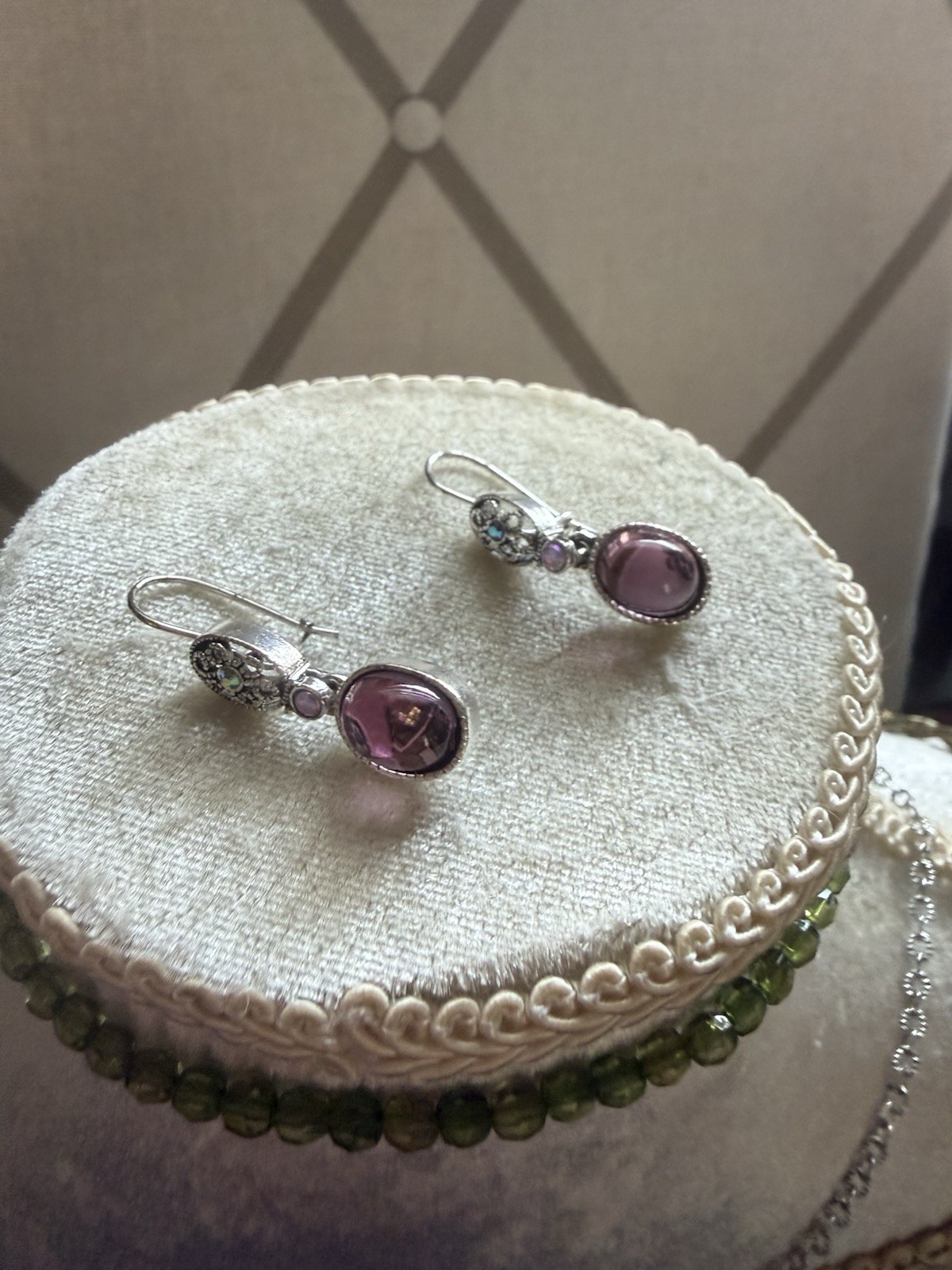 Fossil Silver-Tone Purple Oval Crystal Y-Drop Necklace with earrings