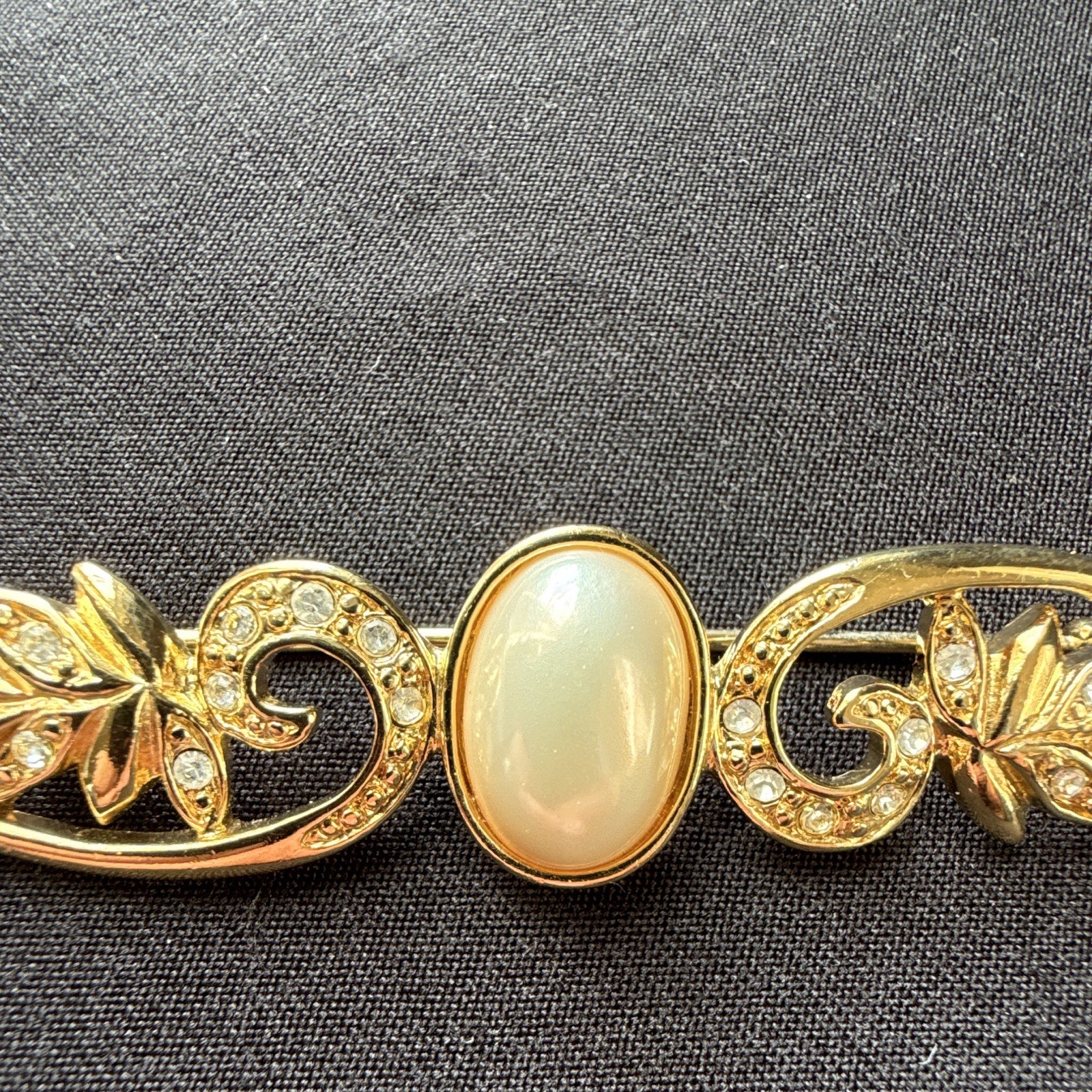 Vintage Trifari Signed Gold Tone Leaf Scroll Bar Brooch Pin Oval White Cabochon