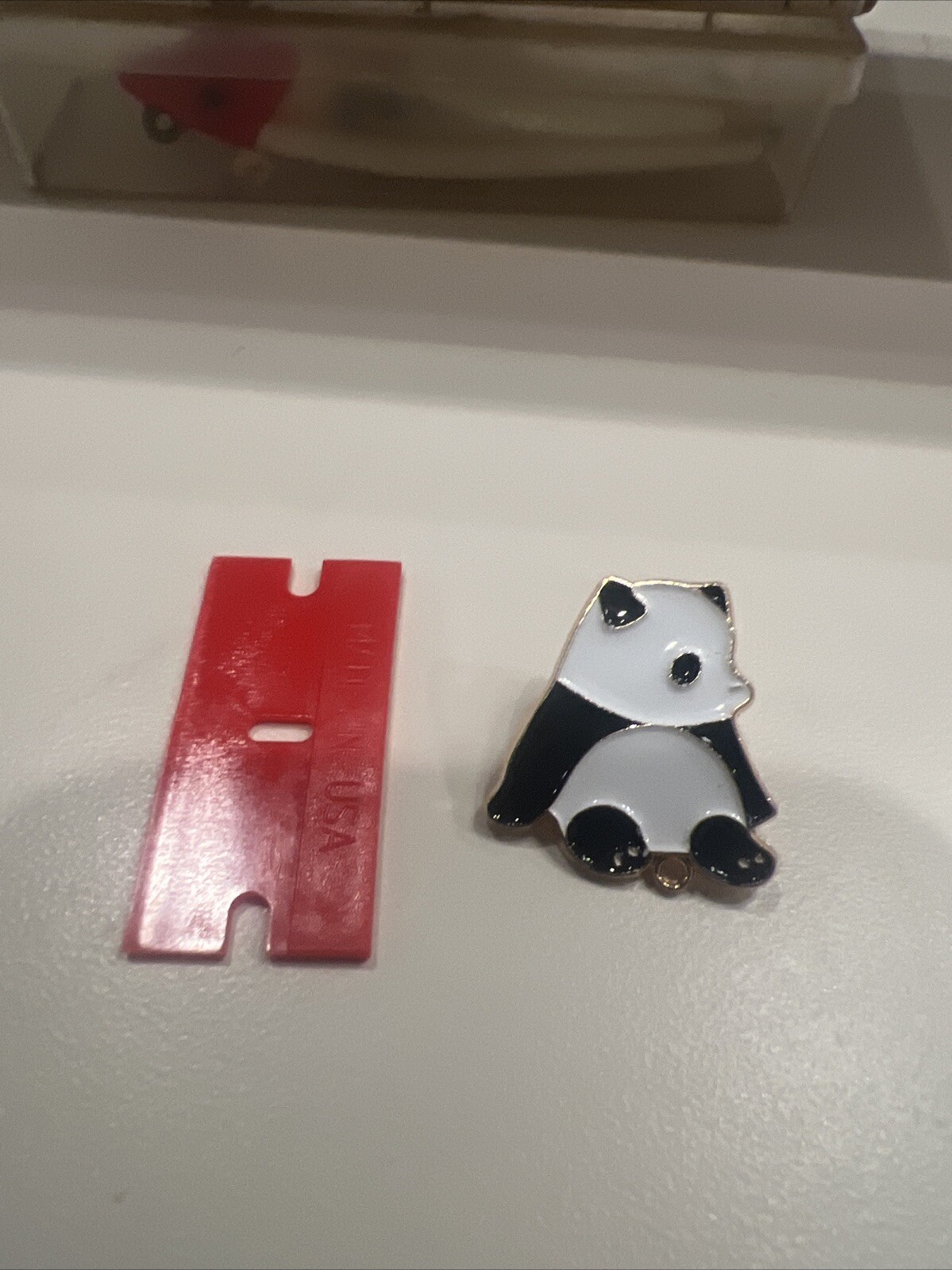 Panda Sitting Down Brooch Lapel Pin Enamel Badge Broche Backpack With Hole