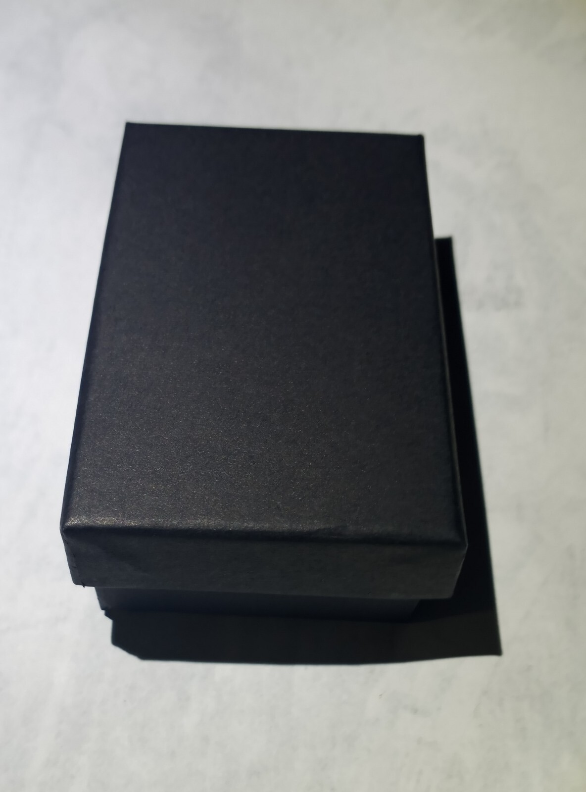 SIDEWAYS CROSS CRUCIFIX NECKLACE CHAIN FREE JEWELRY BOX