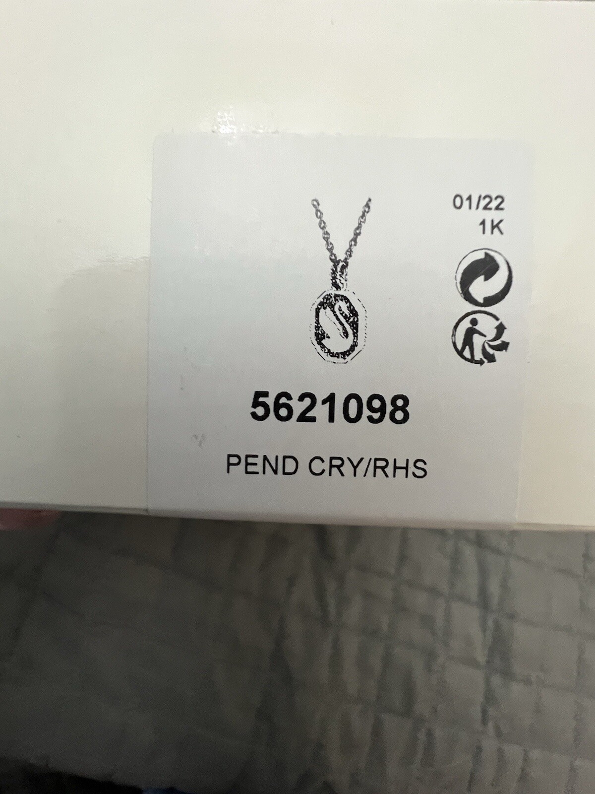 Swarovski Signum NEW Swan necklace Pendant Clear Crystals 5621098