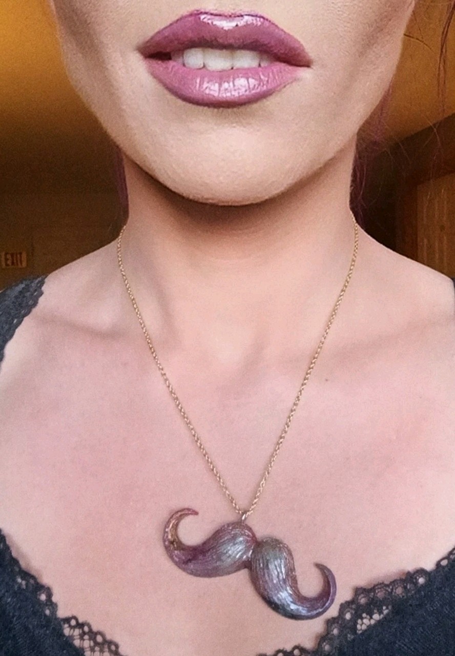 Mustache Charm Pendant Necklace Gold-Tone Cable Chain Purple Lobster No Stone