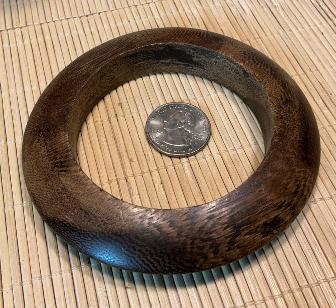 Faashion Bracelet Wood Flying Saucer Shape Bangle Lot 103
