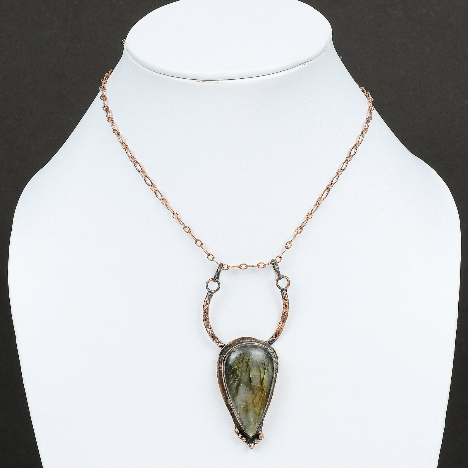 Valentines Deal Labradorite Gemstone Copper Trendy Third Eye Chakra Boho Pendant