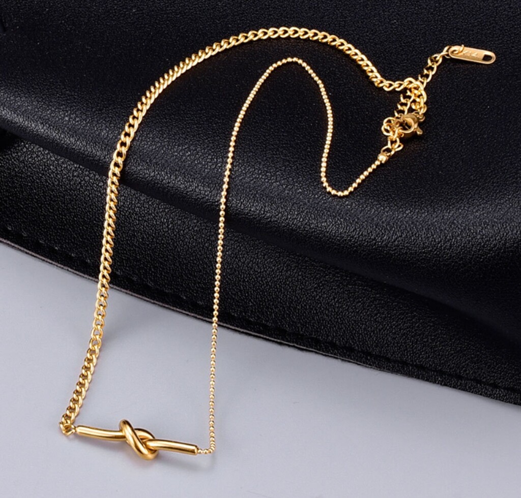 Women Gold Plated Titanium Stainless Steel Gold Knot Heart Bar Necklace 16-18″