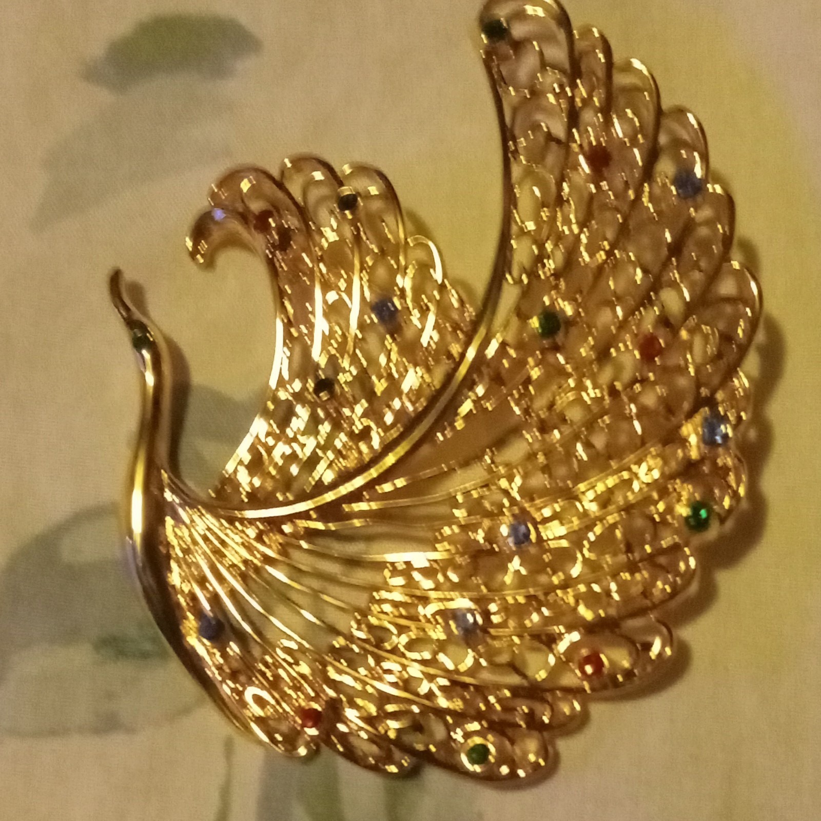 Gold Tone Bird Brooch Pin Multicolor Round Simulated Rhinestone Metal