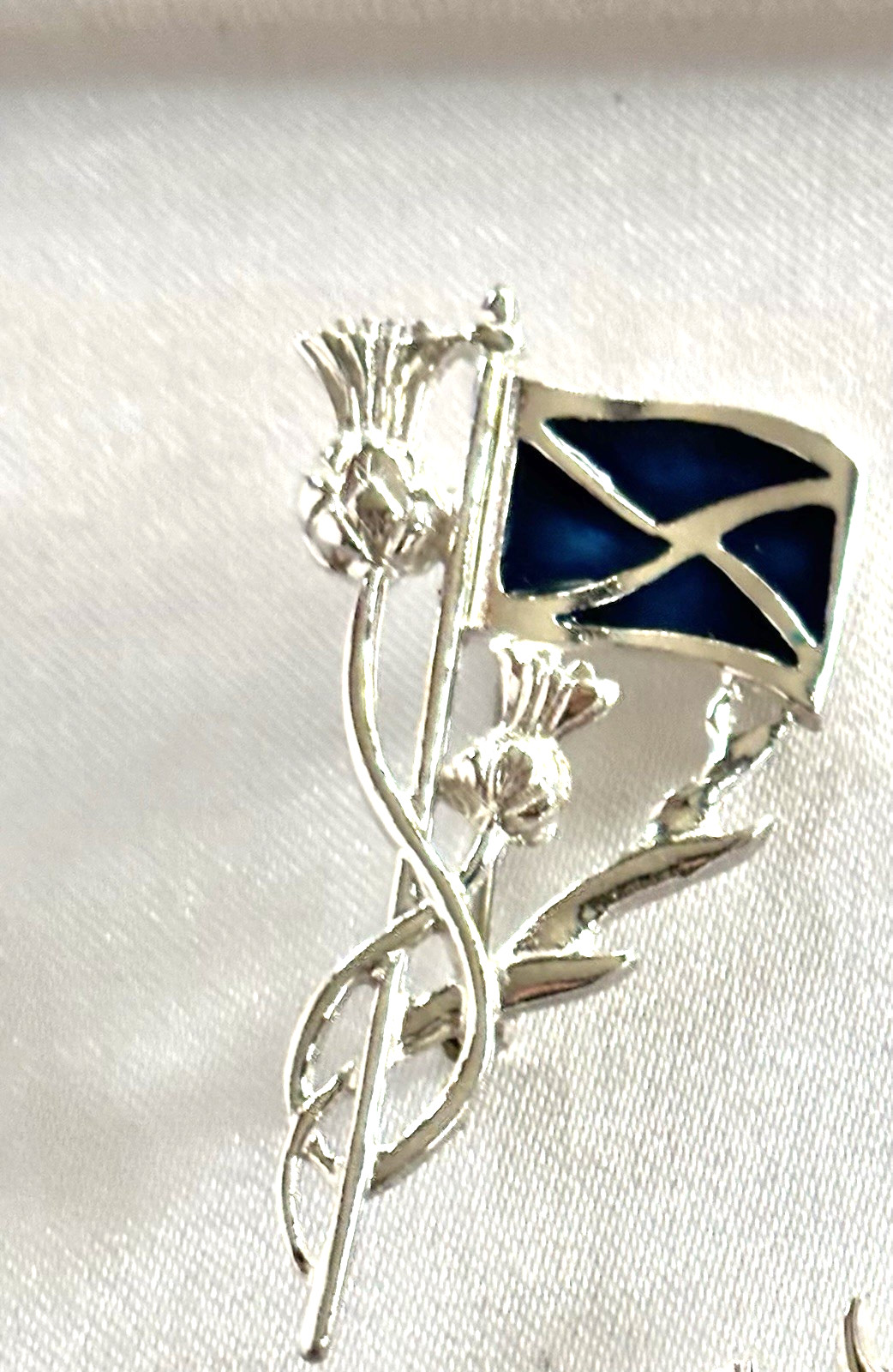 Scottish Silver Tone Blue Enamel Flag Thistle Kilt Pin David Hinwood Design Mint
