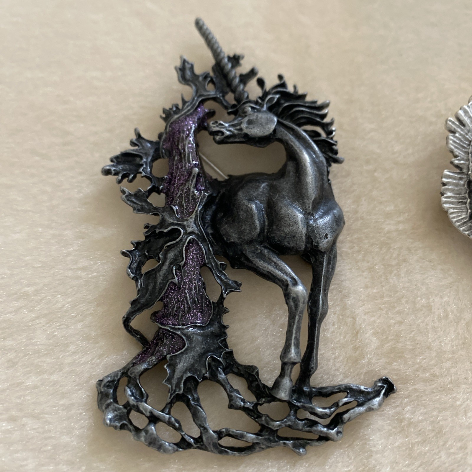 2 x Art Deco Style Vintage Unicorn Brooch Badge & a Pegasus Pin brooch