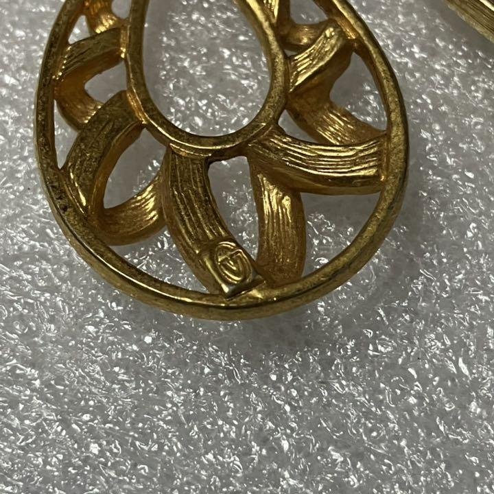Good quality ◎ Valentino necklace and 3 other pieces set, bulk sale