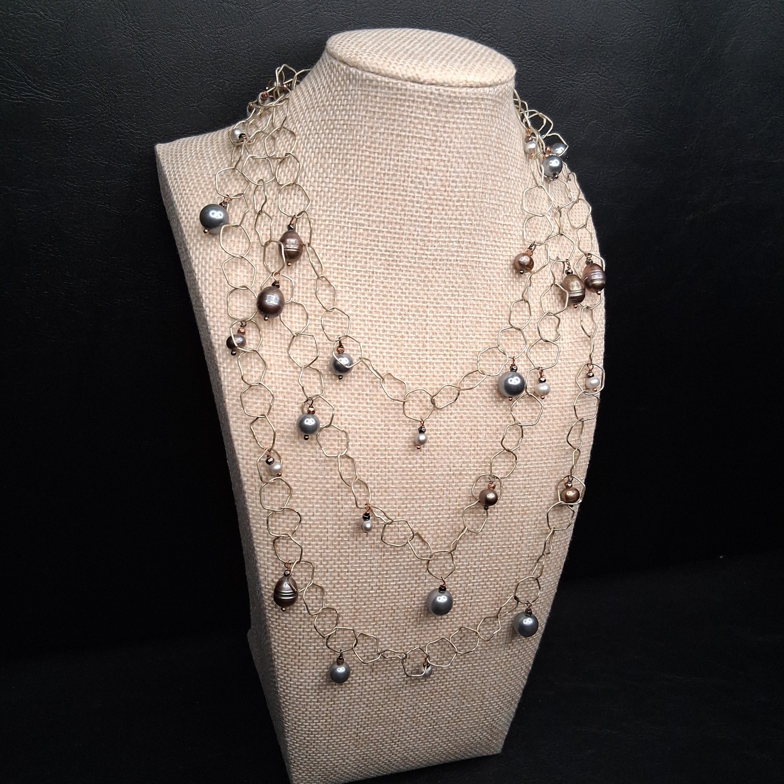 NAKAMOL Necklace Whit Dangle Gray Freshwater Silver Tone. 18.013