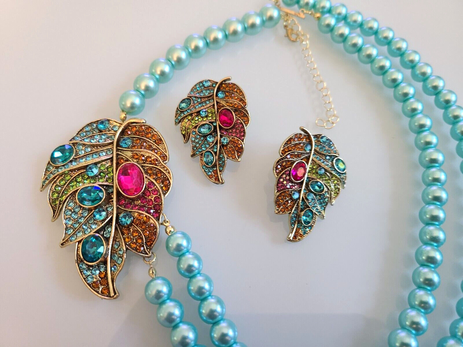 DESIGNER STYLE UNSIGNED AUTUMN LEAVES NECKLACE EARRINGS SIDE WORN SET WOW
