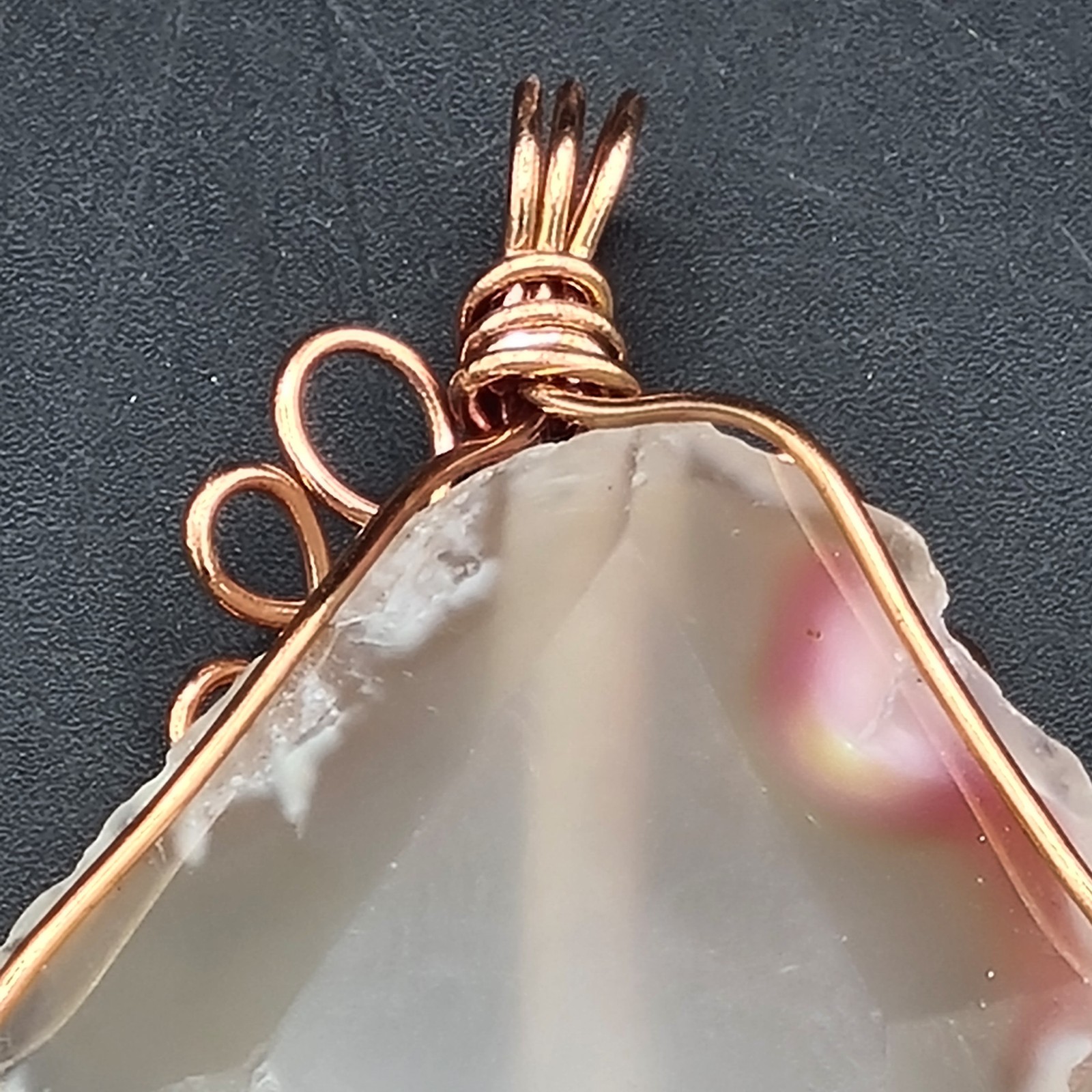 Artisan Pendant copper wire wrapped Agate or Chalcedony Freeform loops Boho H6cm