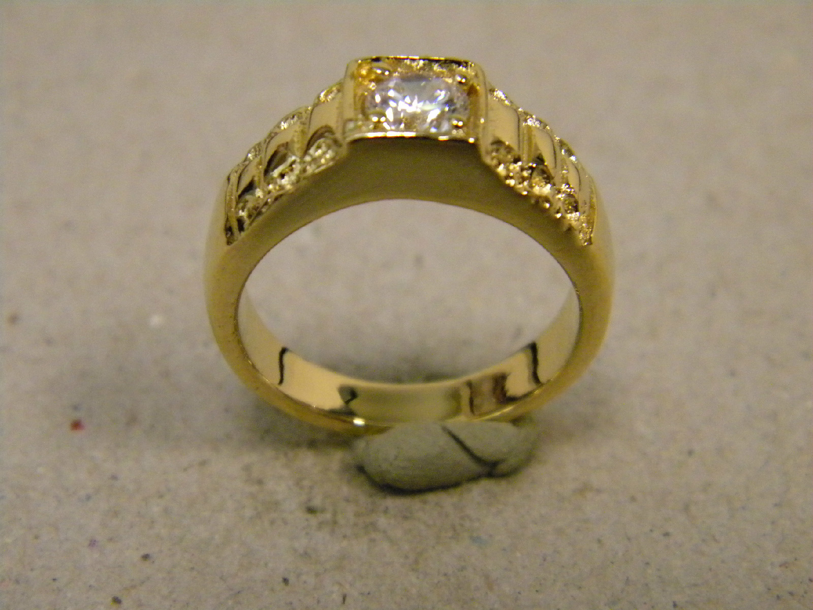 Lady’s Women’s Girl’s Yellow Gold Plated Clear Small CZ Solitaire Ring Size 7