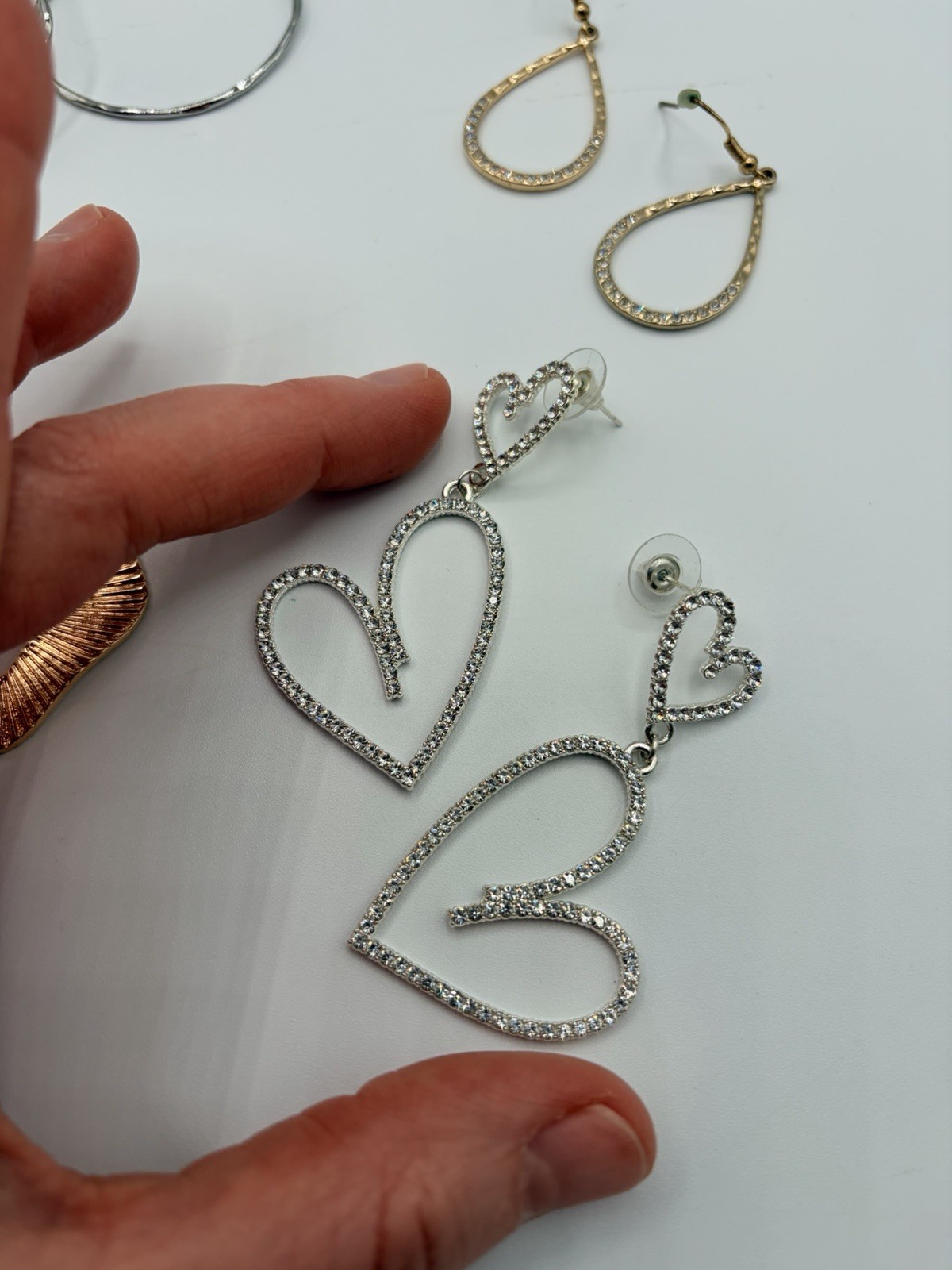 Assorted Modern Fashion Jewelry Earrings Lot Hoops, Dangle, Beads, Hearts 8 Pair