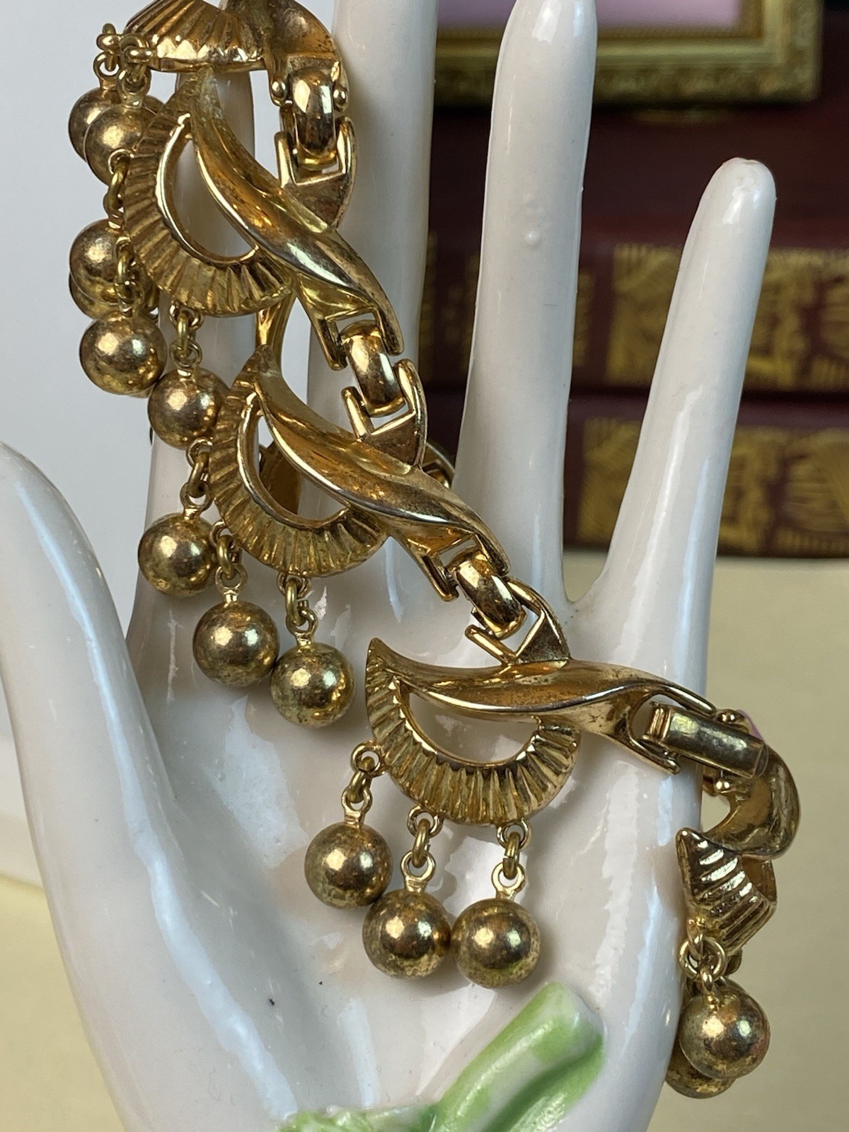 Vintage Alfred Philippe Crown Trifari Gold Tone Fringe Dangle Bracelet
