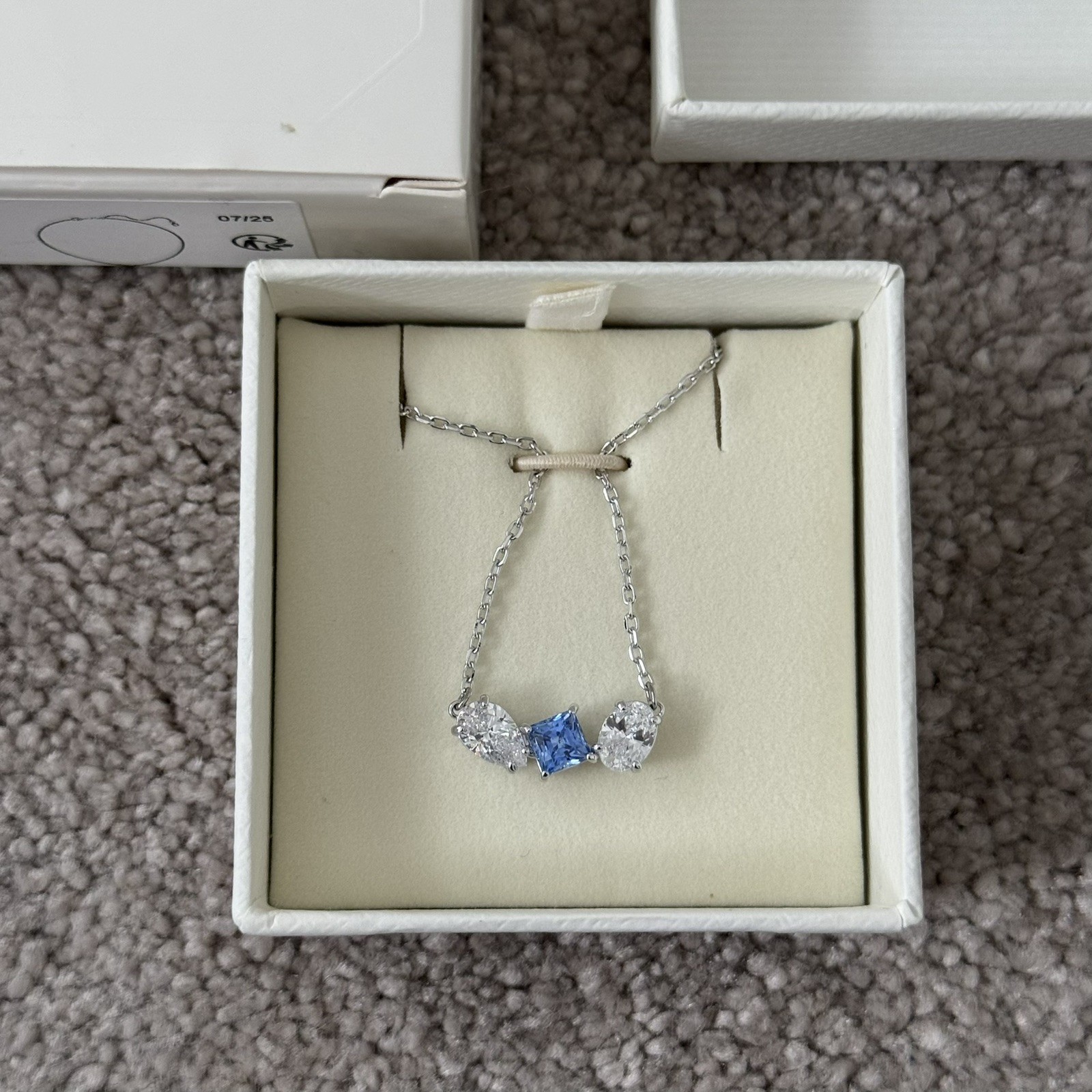 Swarovski Mesmera Blue & White Mixed Cut Pendant – Brand new in box