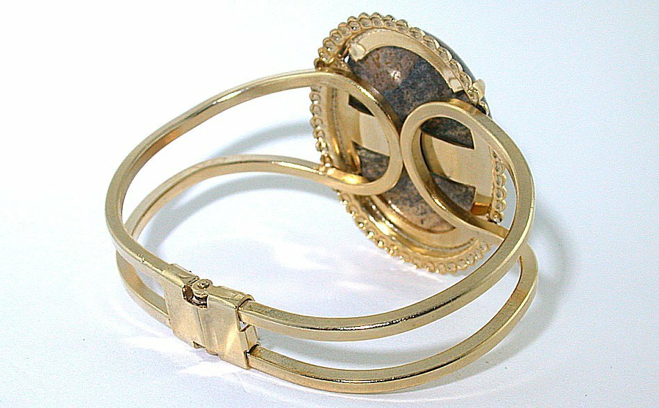 40×30 Picture Jasper Cabochon Spring Load 7 1/2 Inch Goldplated Cuff Bracelet