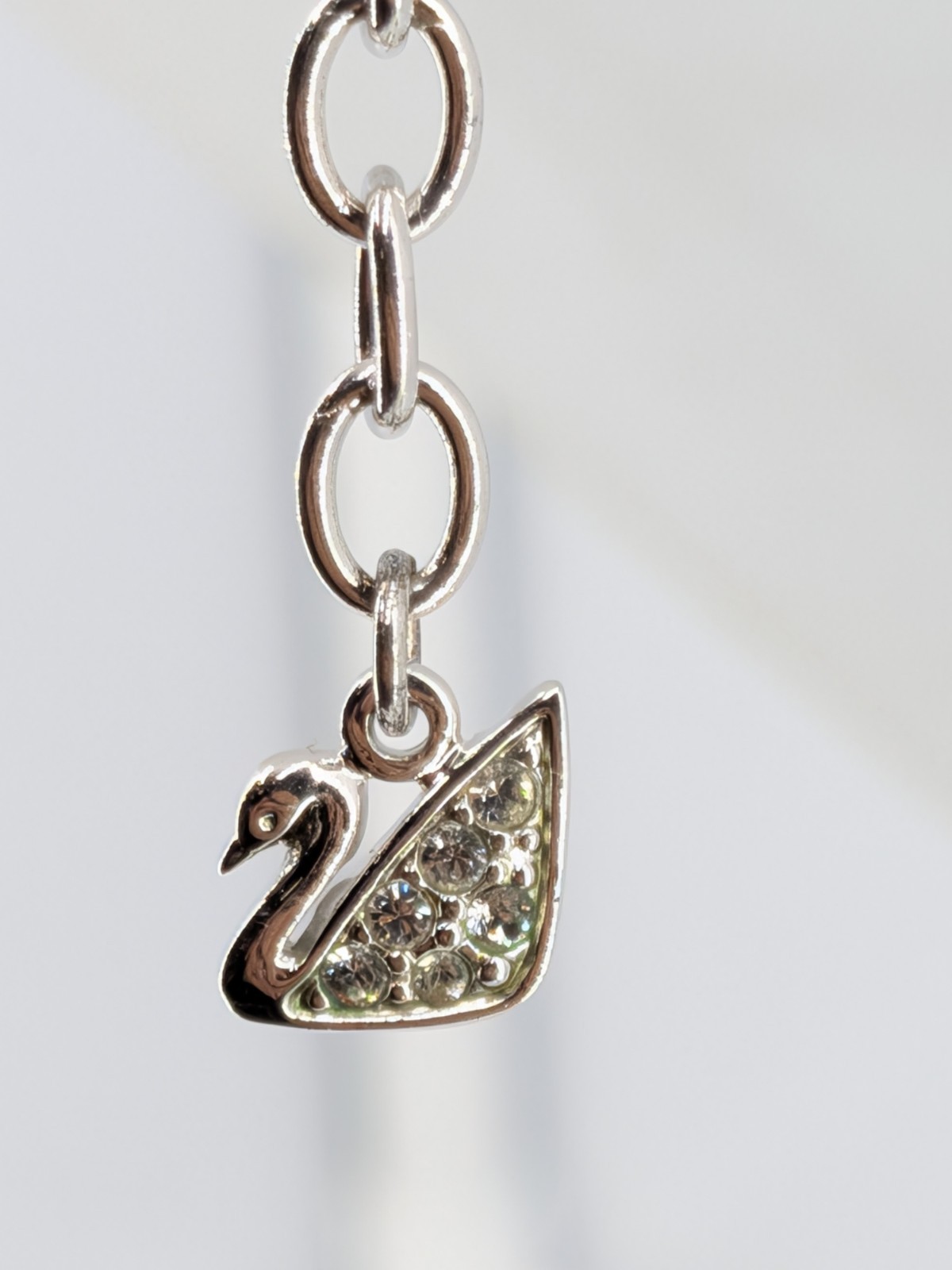 Swarovski Necklace Heart Pendant Clear Crystal Silver Tone Swan Charm 17-19 in