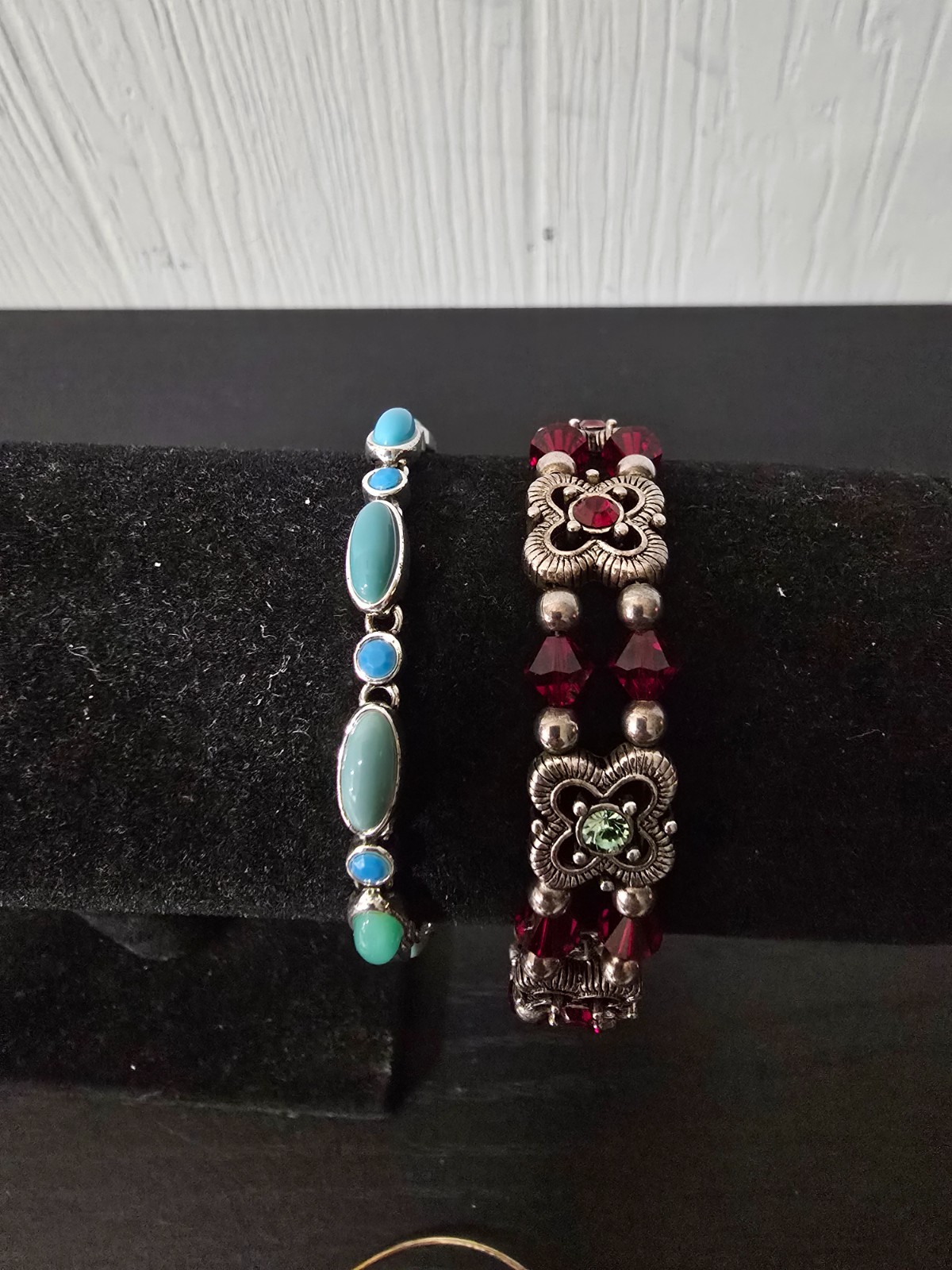 Mixed metal materials and colors Lot of 8 bracelets