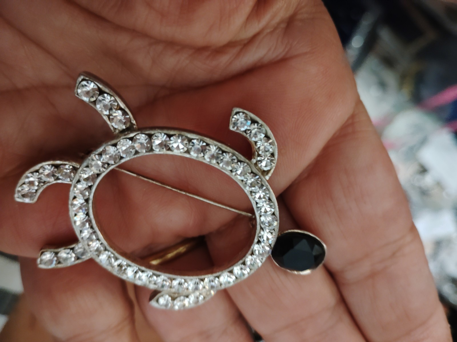 Silver Tone Turtle Brooch Pin Clear Round Pavé Rhinestones Crystal Black Accent