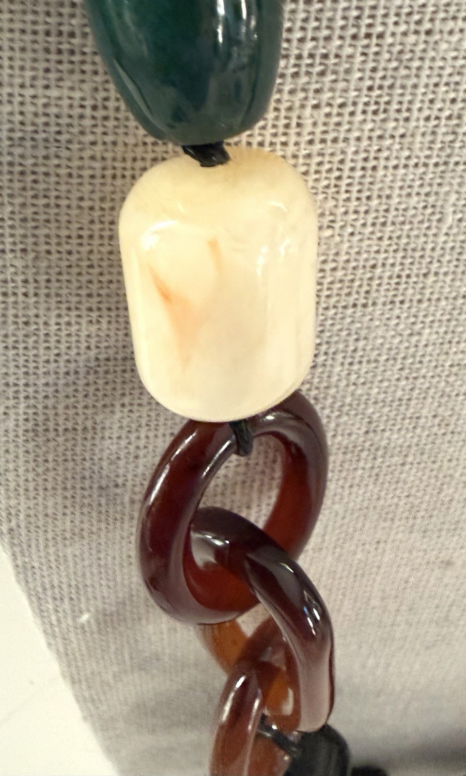 Chicos NWT Scarf Necklace, Stone, Glass & Lucite with Matching Earrings