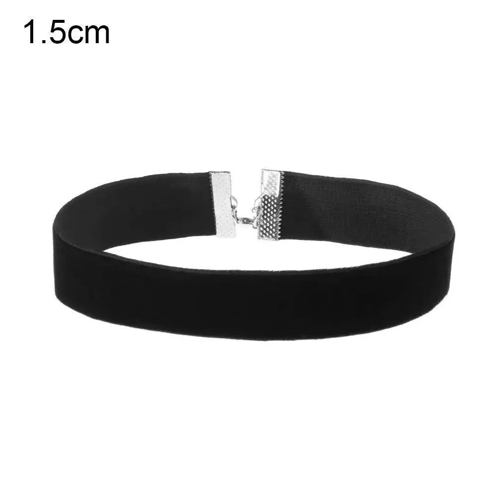 Gothic Black Velvet Choker Necklace Adjustable Women’s Fashion Jewelry Gift