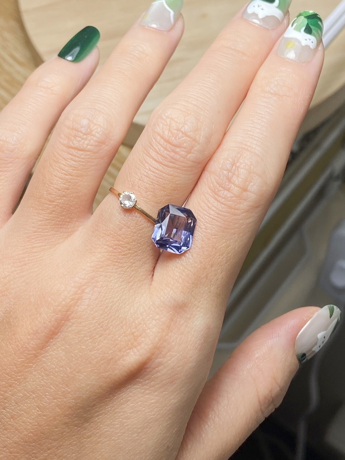 [jerseychou] Natural Spinel 3.46 ct , GGT