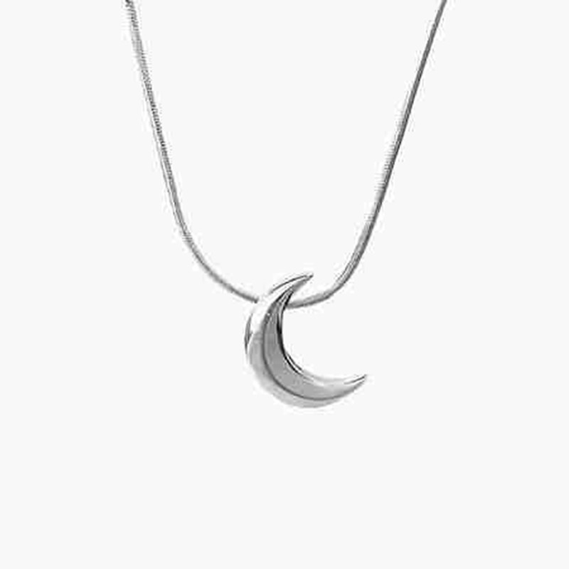 Silver Crescent Moon Pendant Necklace Minimalist Elegant Fine Chain Jewelry
