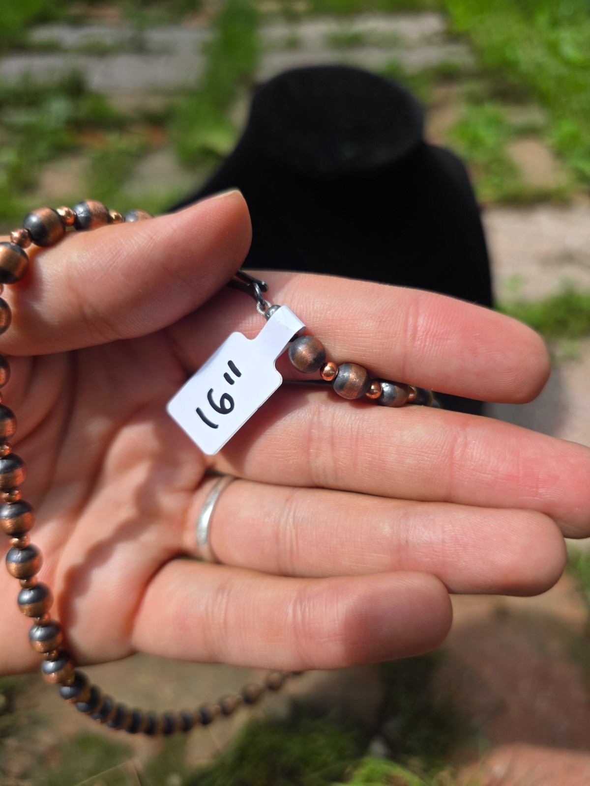 16in copper necklace. Brand new with tag. Size 16 in long.
