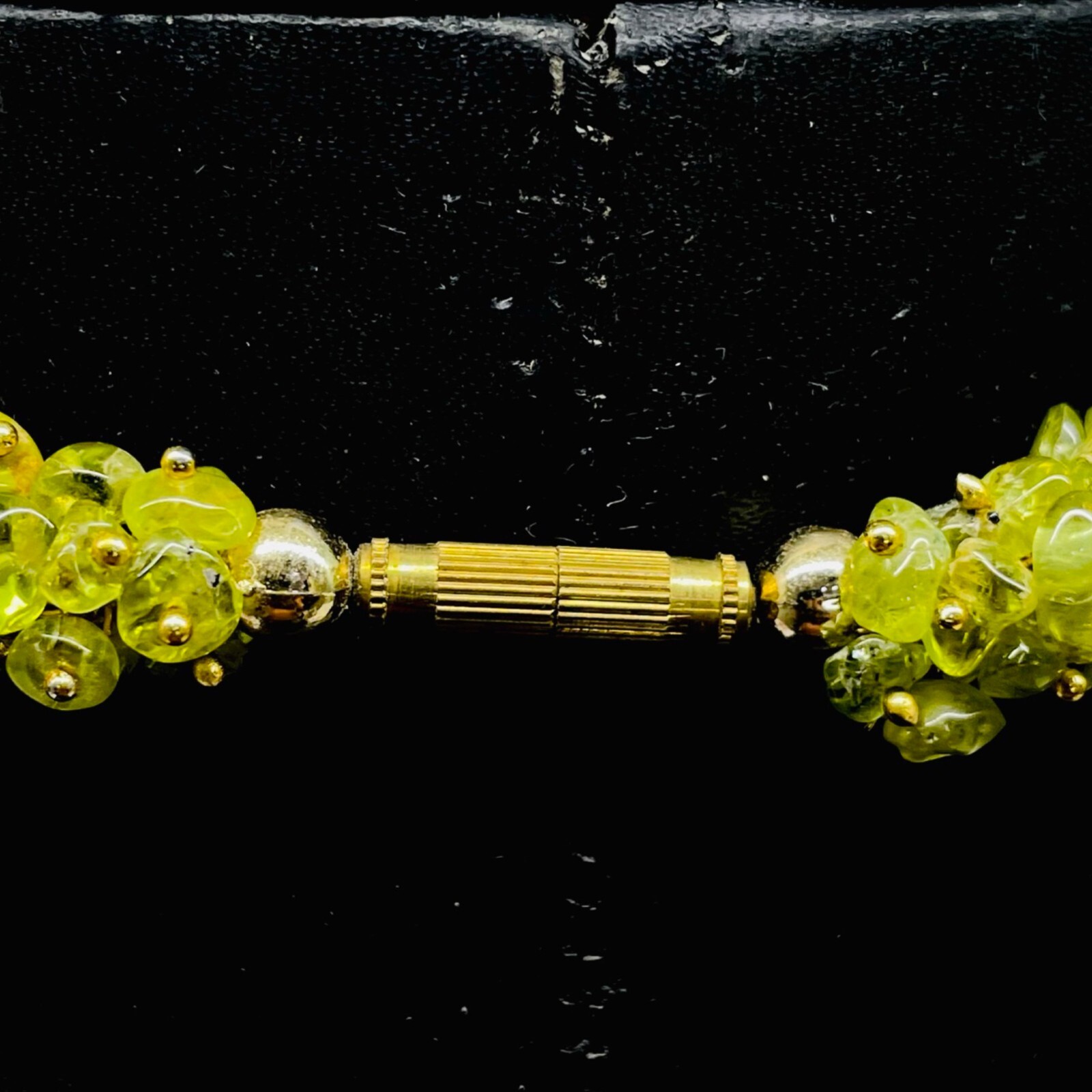 18″ Single Strand Natural Peridot Necklace Sparkling Untreated Rough Chips Beads
