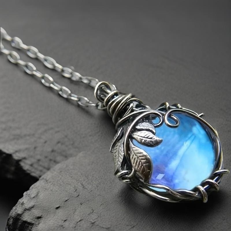 Moonstone – Everyday Elegance. 18″ Pendant Chain Necklace ✨New & Free Shipping