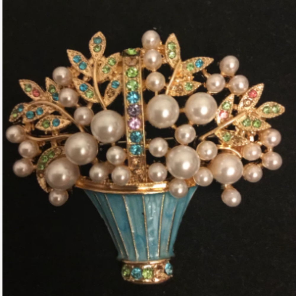 Vintage Easter Spring Flower Basket Brooch Sparkling Rhinestone Pin Jewelry Gift