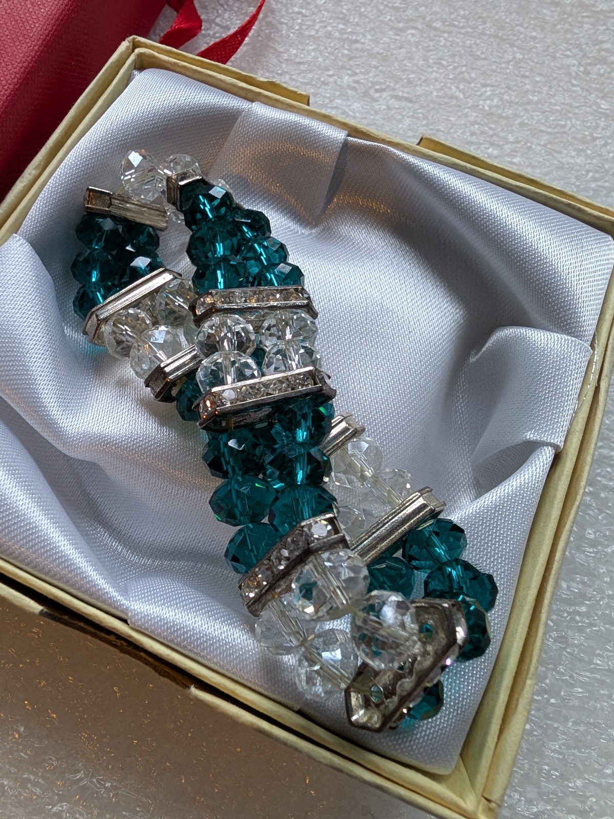 Vintage Green & Clear Beaded + Silver Crystal Spacers Elasticated Bracelet 30g