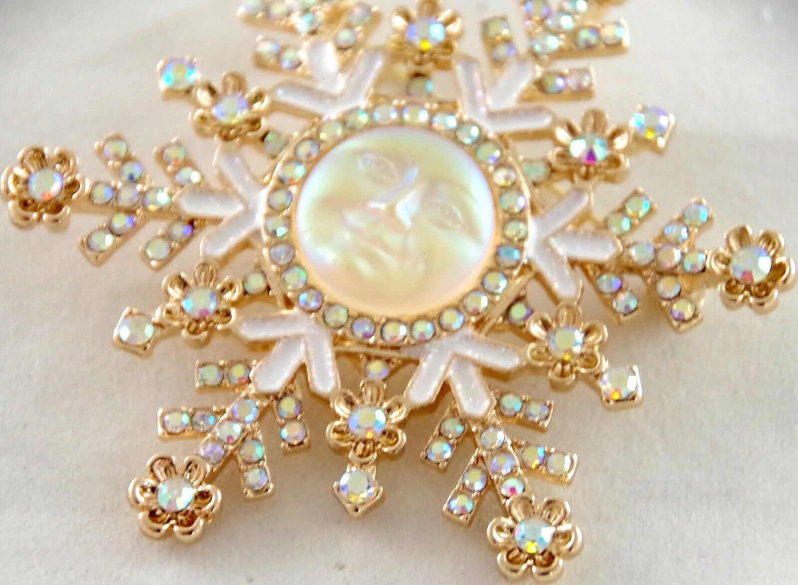 3″ NWOT UNSIGNED VTG INSPIRED MOON FACE AB RHINESTONE SNOWFLAKE PENDANT BROOCH