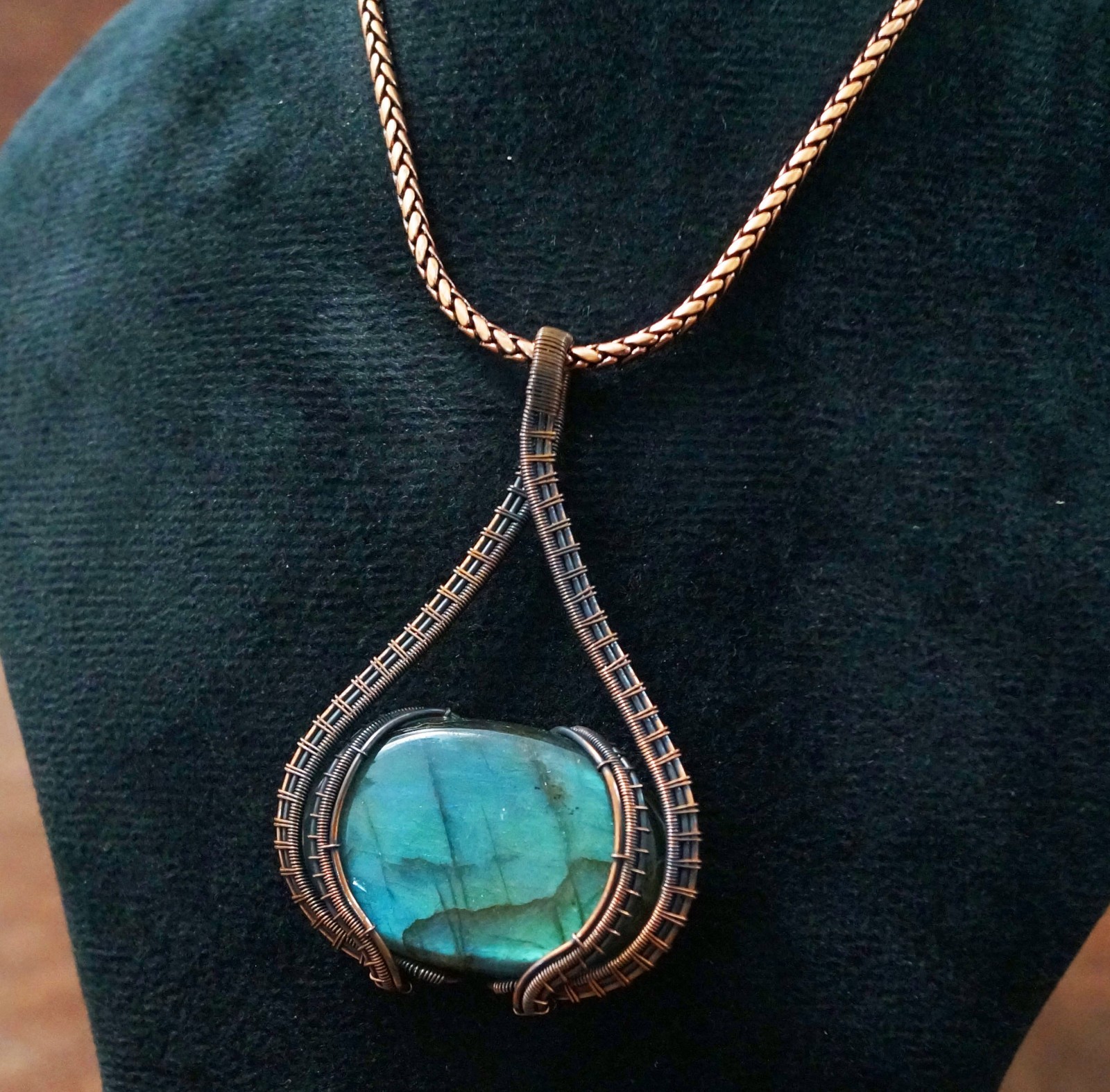 Blue flash Labradorite Copper Pendant Natural Gemstone Handmade Jewelry (PD-33