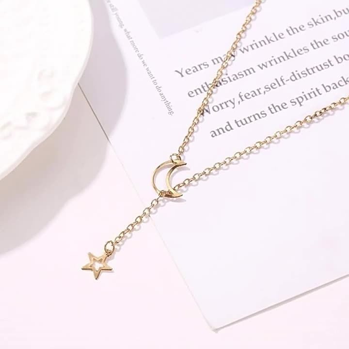 Moon and Star Choker Necklace for Women,Simple Short Chain,Fashion Jewelry
