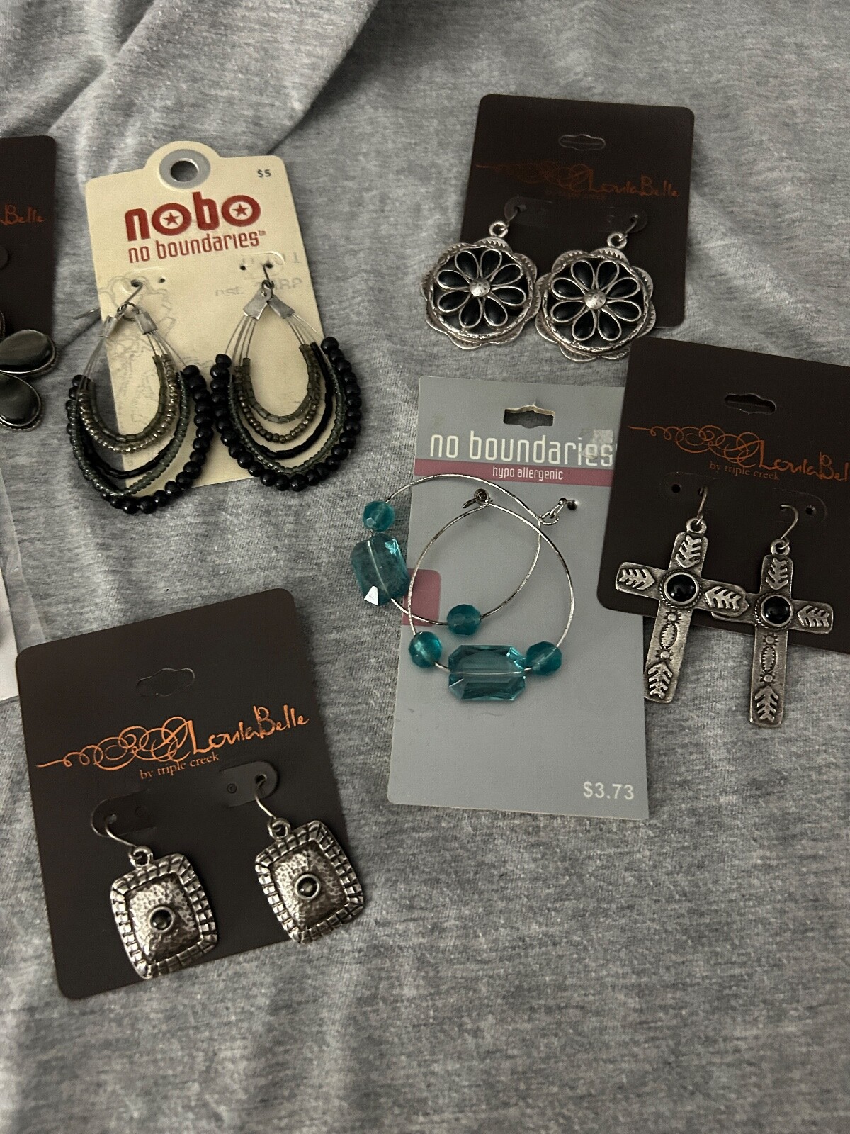 Modern Lot of 13 Earrings Sets