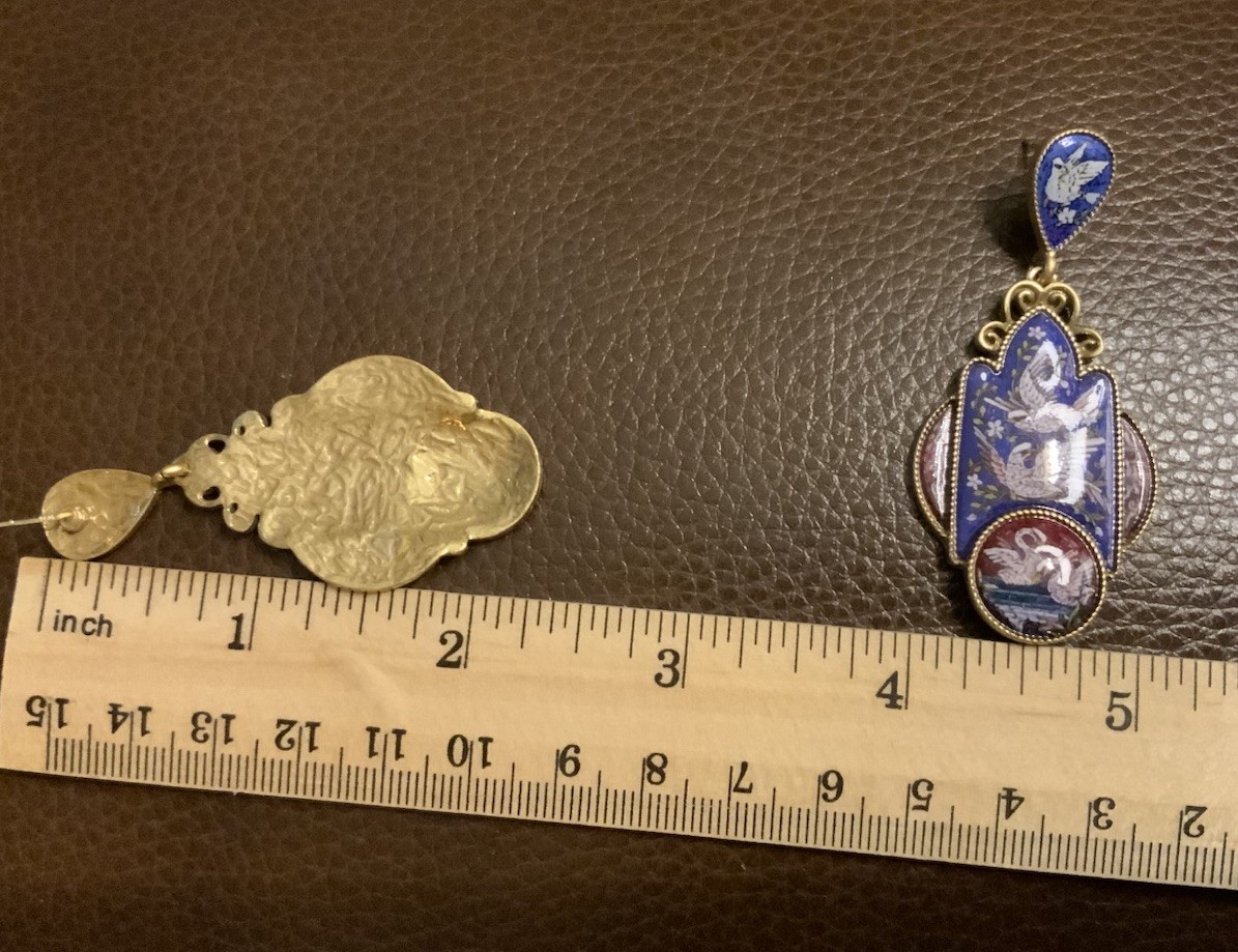 Museum Dove Bird Swan Earrings Pigeon Flower VTG Palace Gold Court Love Boho
