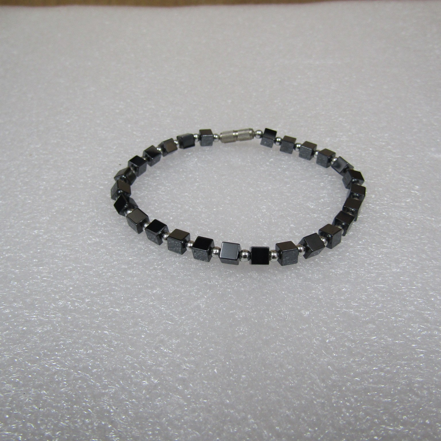 Women’s Teen’s Jewelry Silver Tone Black Hematite Bracelet Dashing Casual Chic